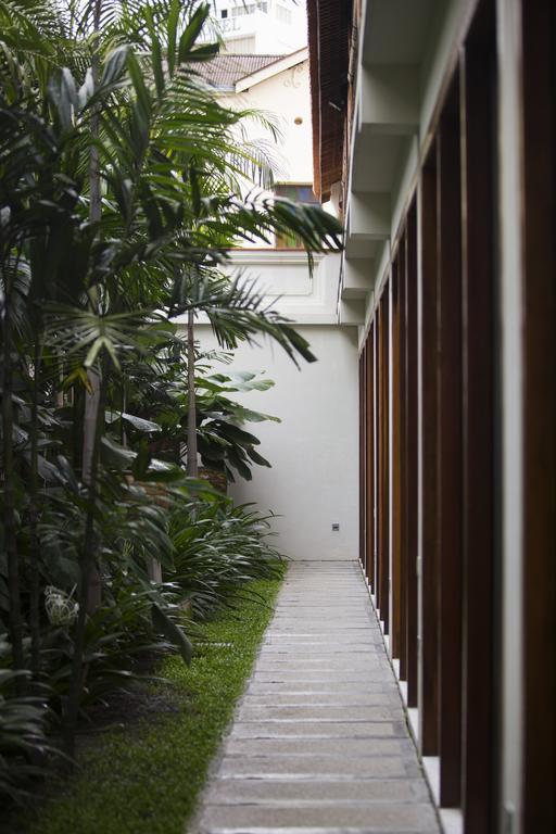 Hotel Muntri Grove 4*