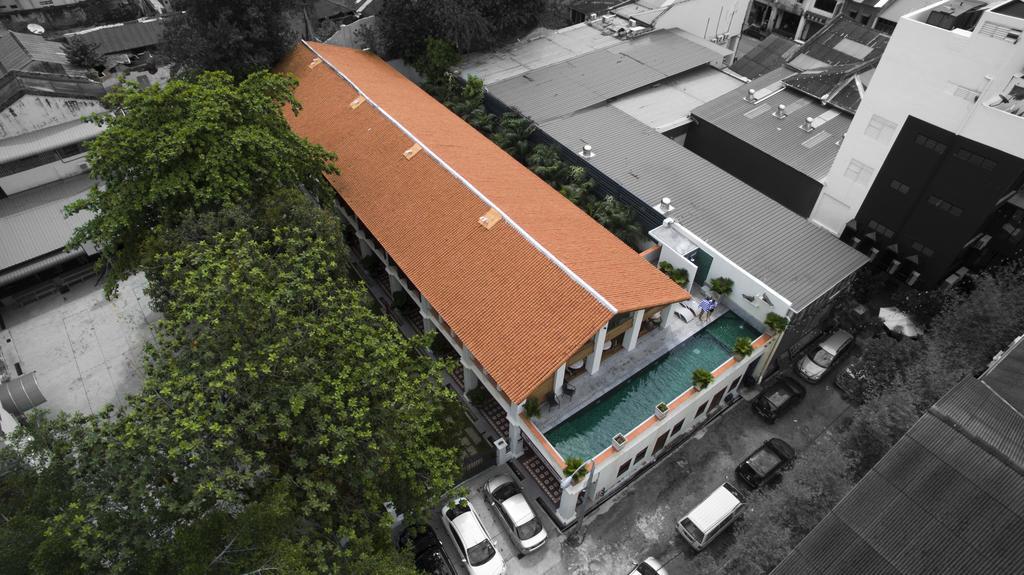 Hotel Muntri Grove 4*