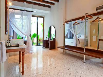 Muntri Grove Hotel
