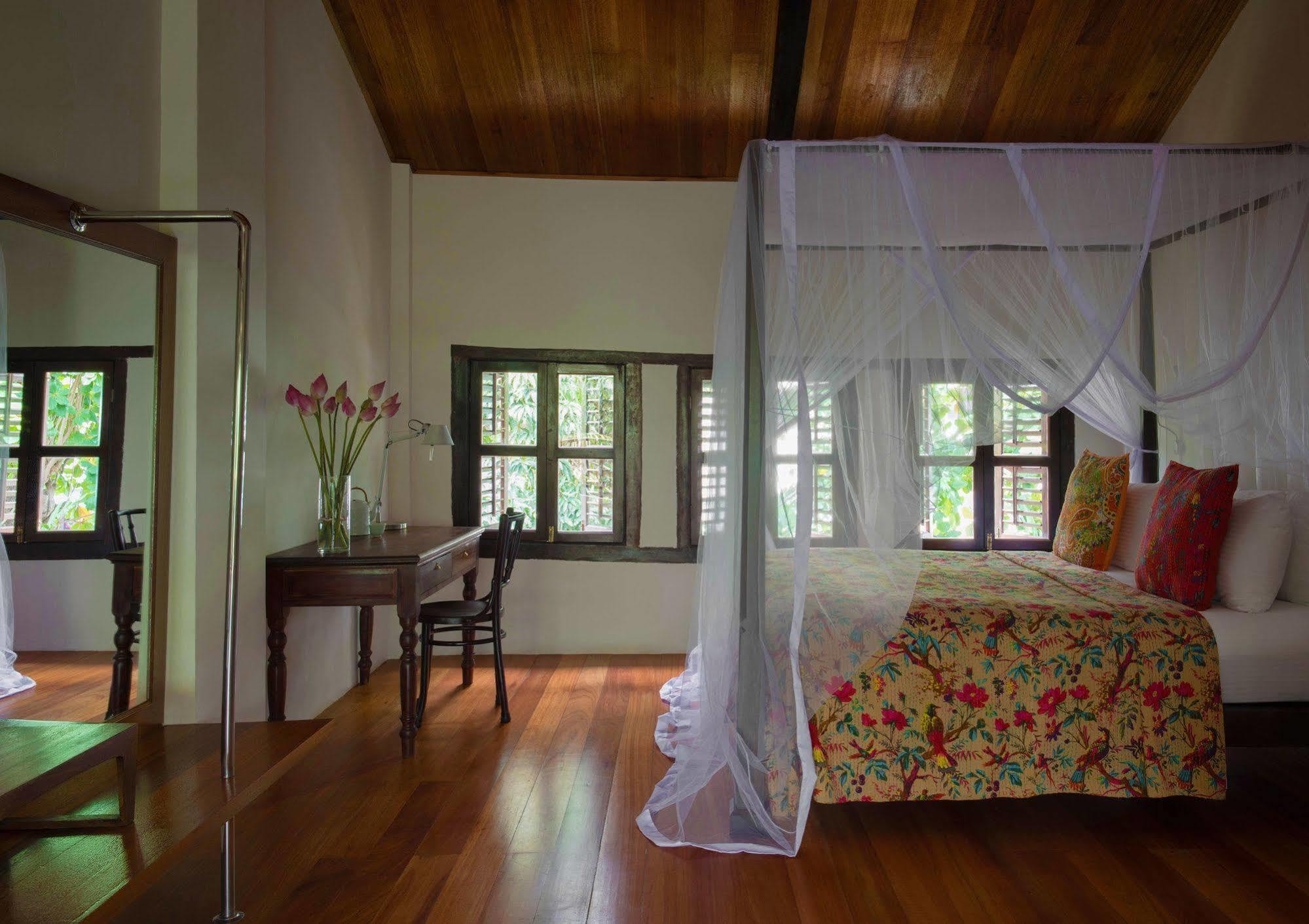 Muntri Grove Hotel 4*